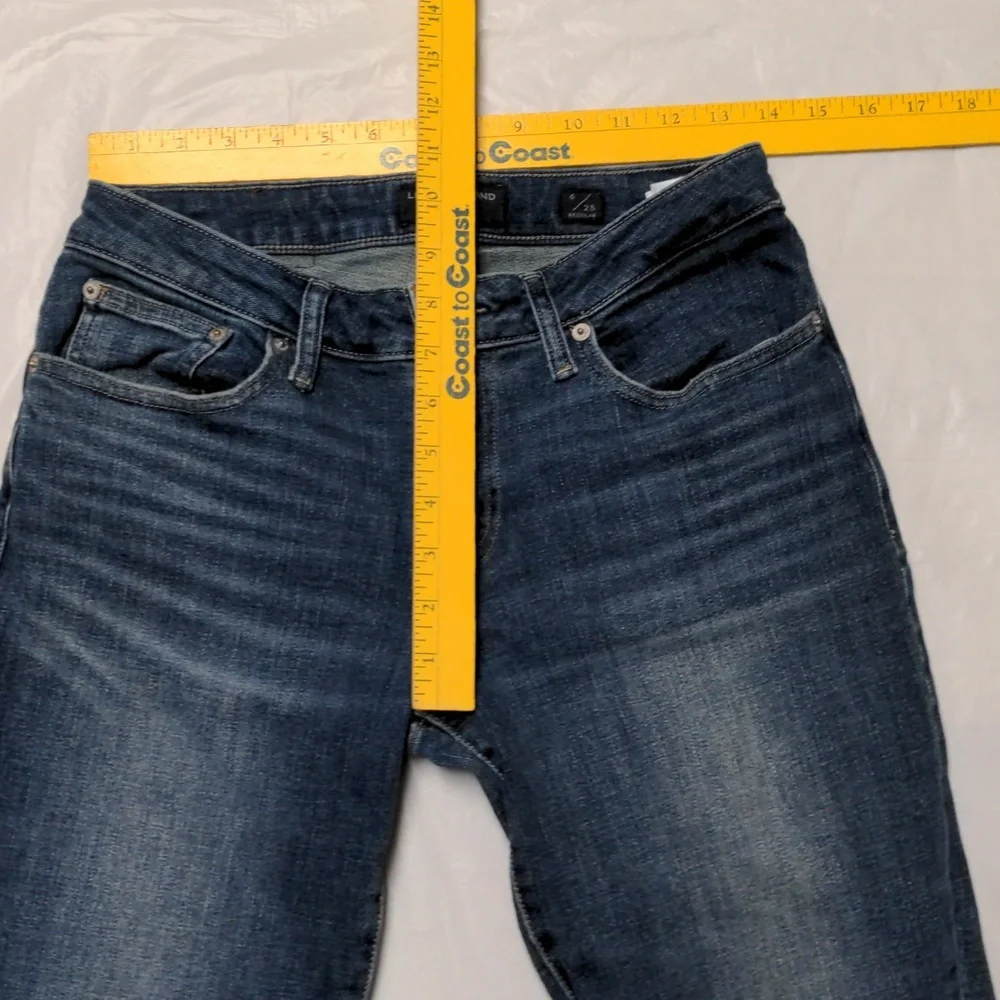 Lucky Brand Low Rise Bootcut Lolita Jeans Y2K Size 6/28 - Picture 3 of 8
